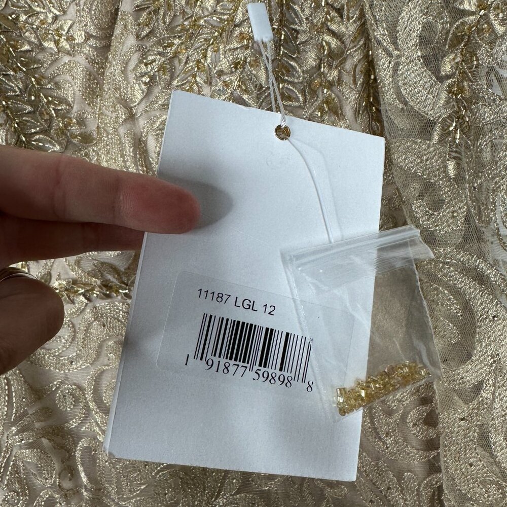 NWT Mac Duggal Gold Embroidered Lace Applique Shoulder Detail Trumpet Gown #8301 - Picture 6 of 8